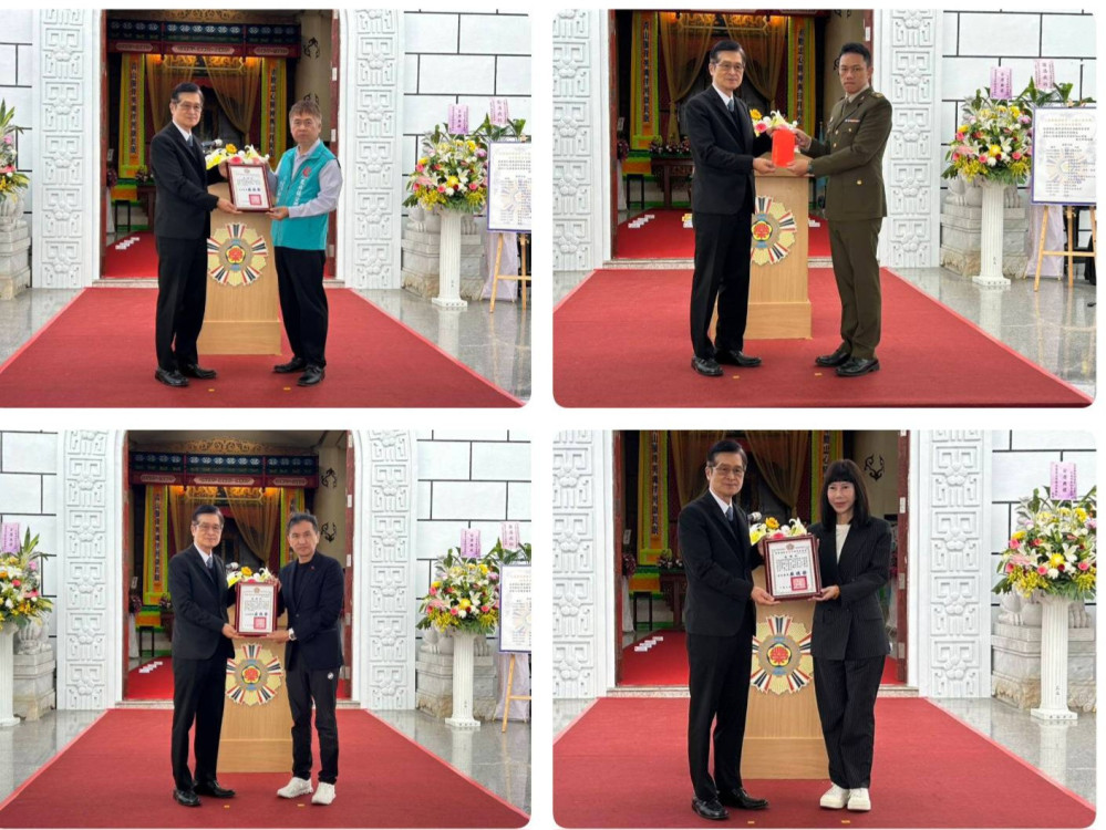 輔導會嚴德發主祭花蓮鳳林第一公墓亡故榮民仙骨晉塔安厝