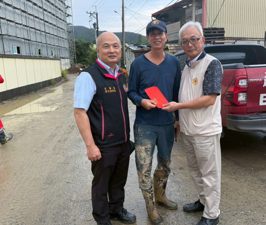 輔導會陳進廣慰問蘇澳地區受災榮民眷
