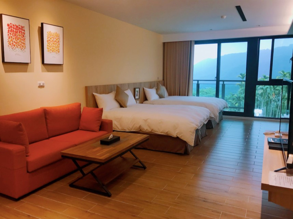 南紡購物中心週年慶再加碼 滿額贈 ＋ 銀行回饋 聖誕點燈 11/27 啟動