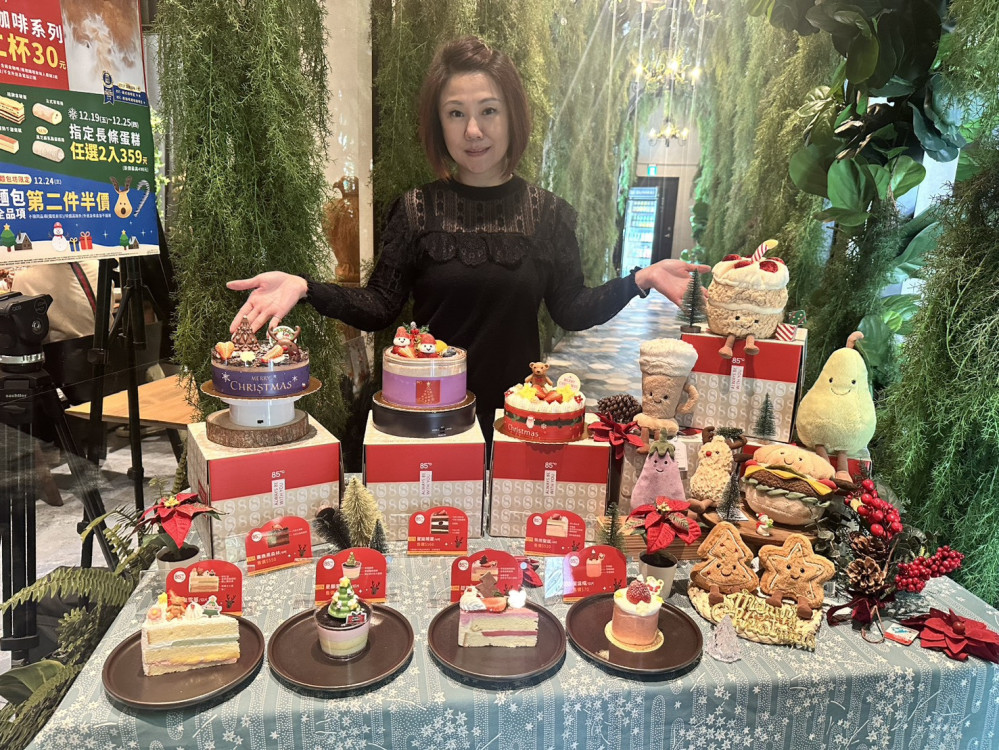 85℃聖誕七款蛋糕夢幻登場 主題切片第二件八折 大杯咖啡第2杯30元