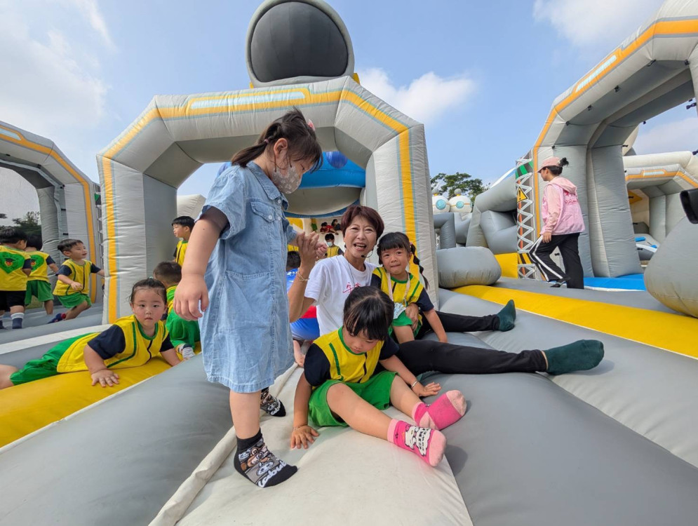 立法委員陳亭妃孩子要快樂學也要有競爭力教育十大美景陪伴台南家庭成長