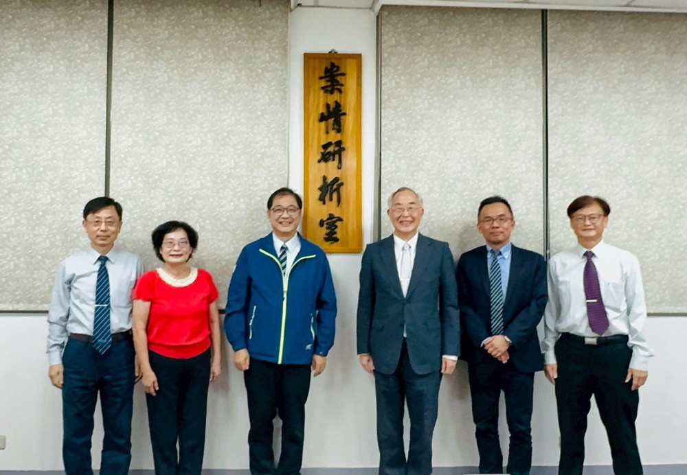 南部檢署案情研析室啟用 鄭部長肯定防詐成效並允諾遷建支持