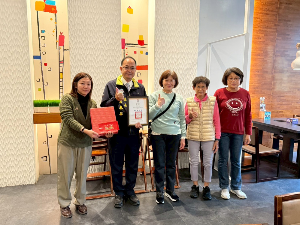 臺南市安平區公所114年度志工聯繫會報暨歲末感恩餐會，感謝服務台志工無私付出