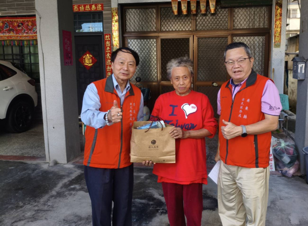 屏東榮服處關懷訪視長治麟洛榮民及因公傷殘退除役官兵