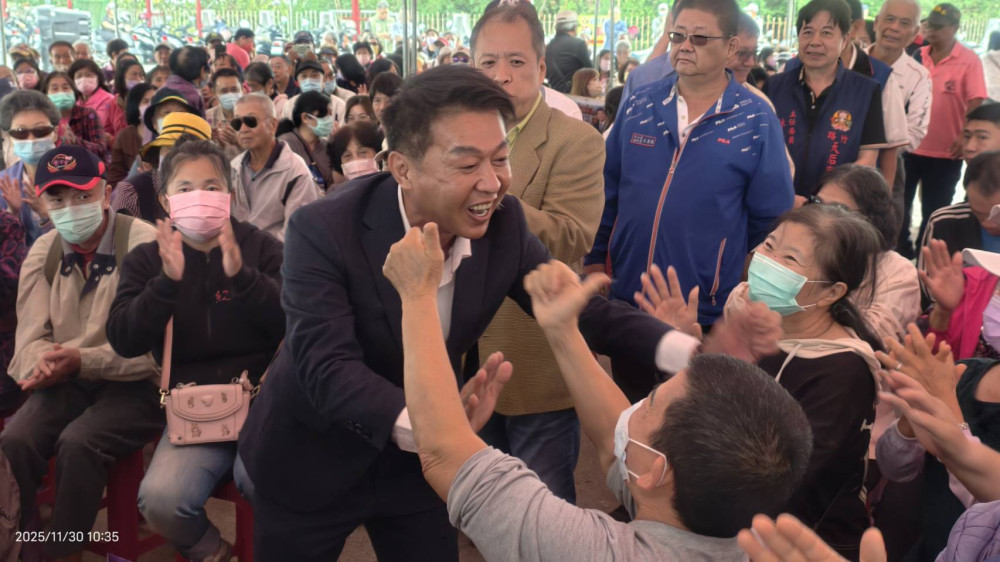 許智傑推動「AI＋雙語＋品德」教育三箭 打造高雄孩子國際護照