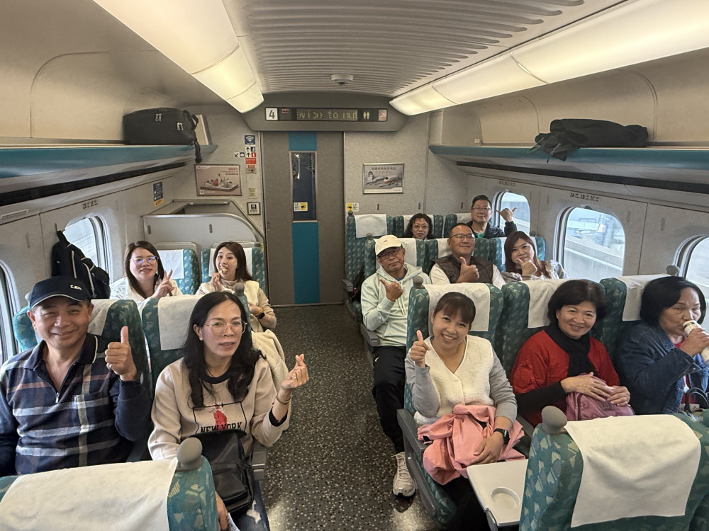 高鐵台南站暖心行動！帶丹娜絲颱災長者與志工暢遊