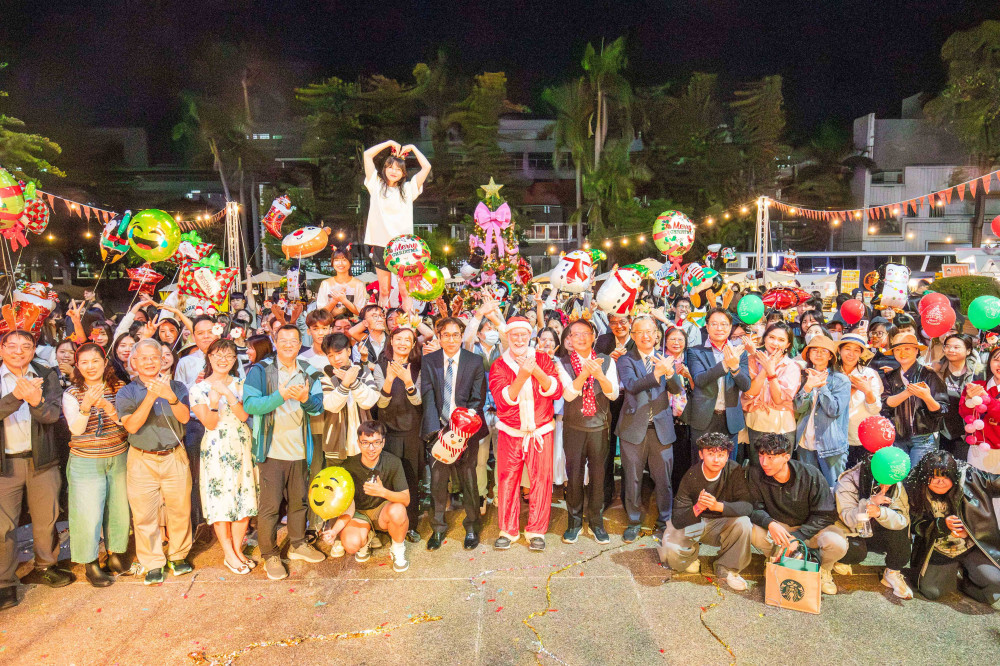 粉亮甲子聖誕點燈璀璨嘉藥！深情致敬永遠聖誕老人Gary