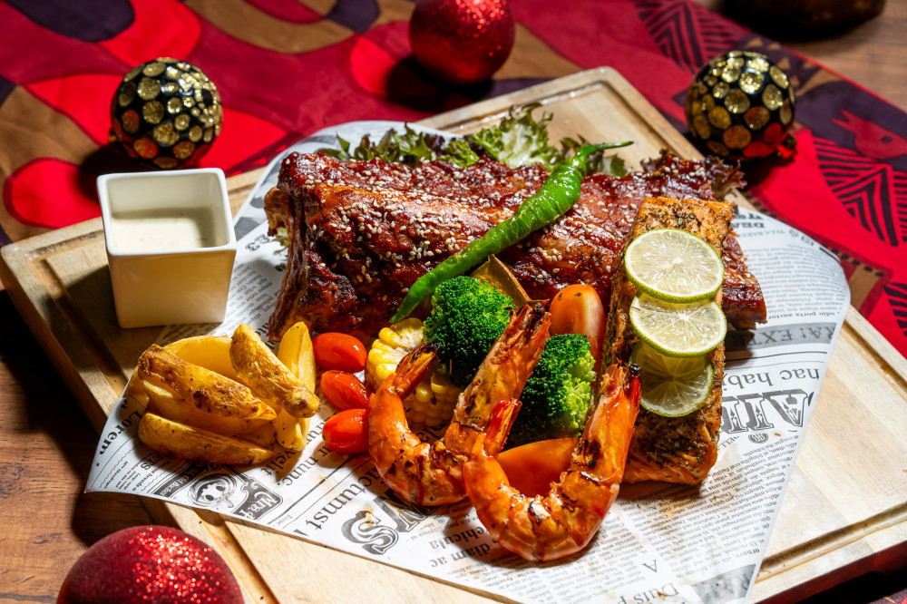 年末相聚有溫度！台南老爺行旅聖誕雙人餐 2280 元起 搭配限定特調