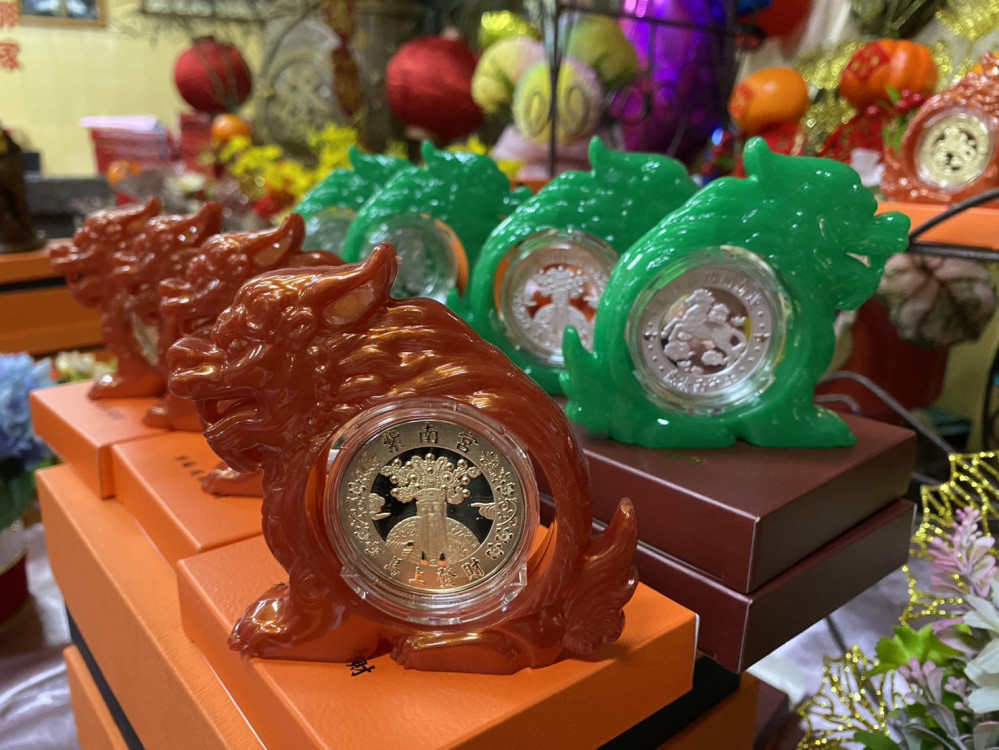 紫南宮馬年錢母元旦發放 馬上發財一路奔騰！