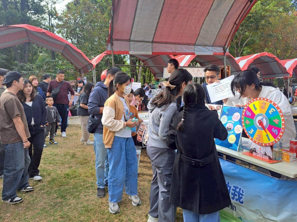 中油大林煉油廠辦清廉同樂會  糖伯伯糖葫蘆成最夯獎品