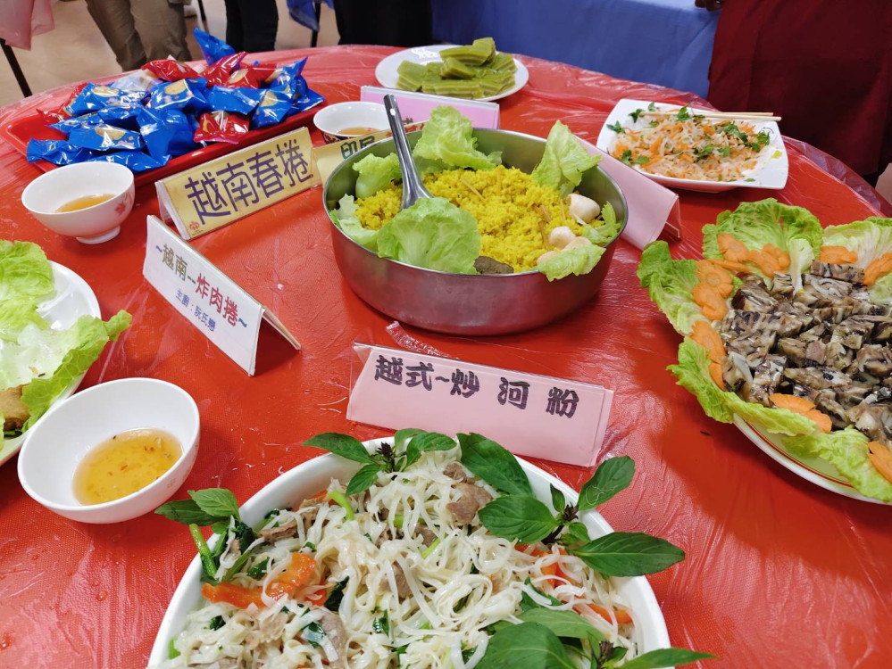 歲末暖童心！台南安平金城里美食PK 古早味對決異國風情