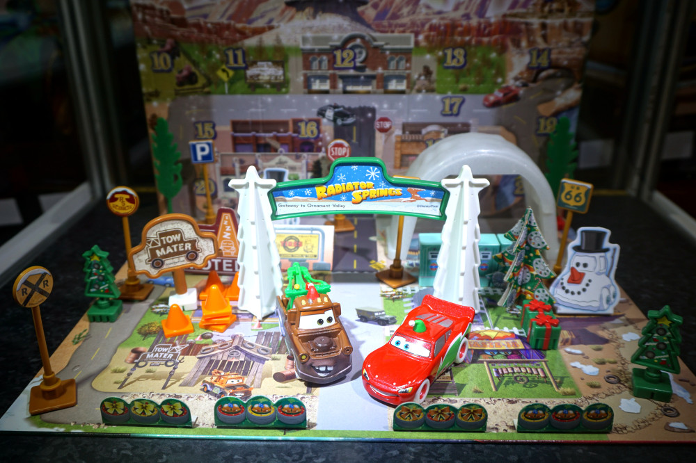 聖誕壓軸！迪士尼小汽車節南紡登場 九大主題展區歡樂開跑