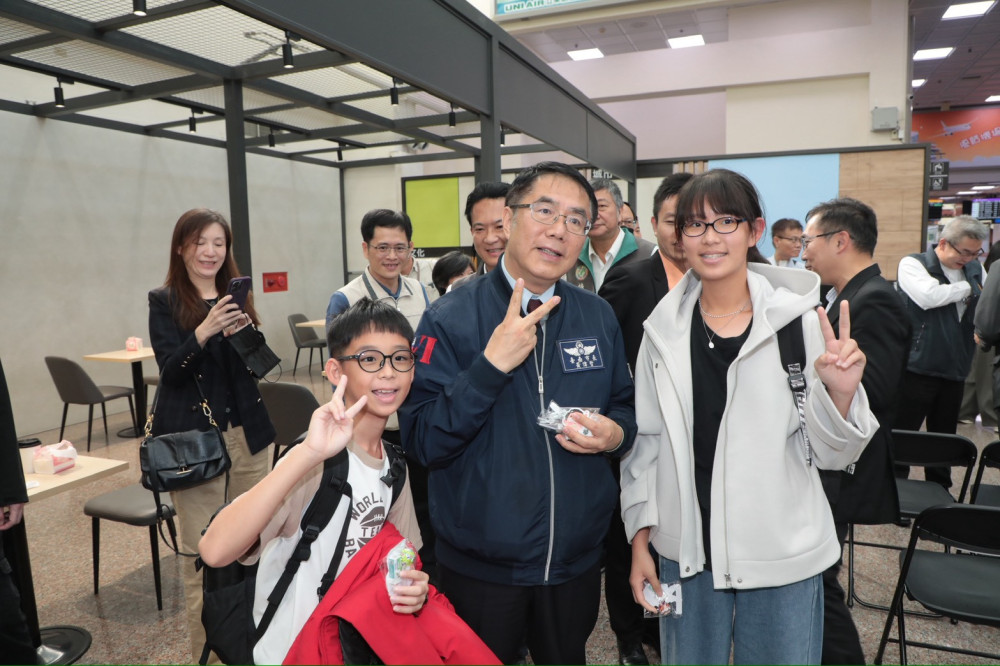 直飛沖繩！台南首航儀式熱鬧登場 黃偉哲邀國際旅客體驗古都魅力