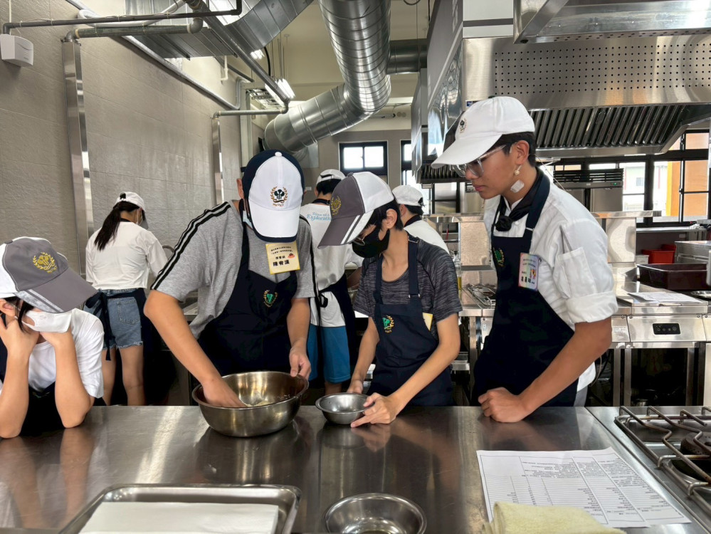 高餐大師培中心點燃孩子夢想！一堂料理課翻轉弱勢學子未來
