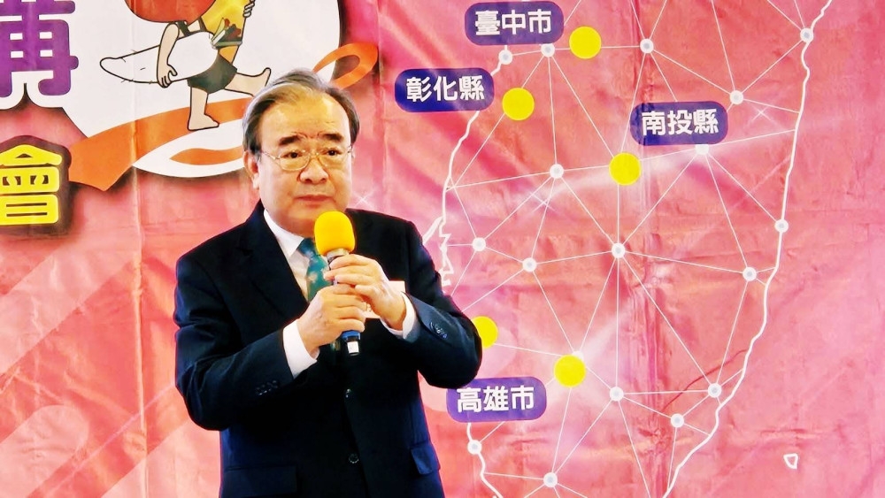 「南北二路 相挺農業」啟動　直播易利購跨區串接12縣市、服務點突破200處