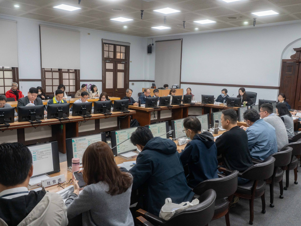 竹市市務會議聚焦環保與經濟　全力整備完善消費金發放作業