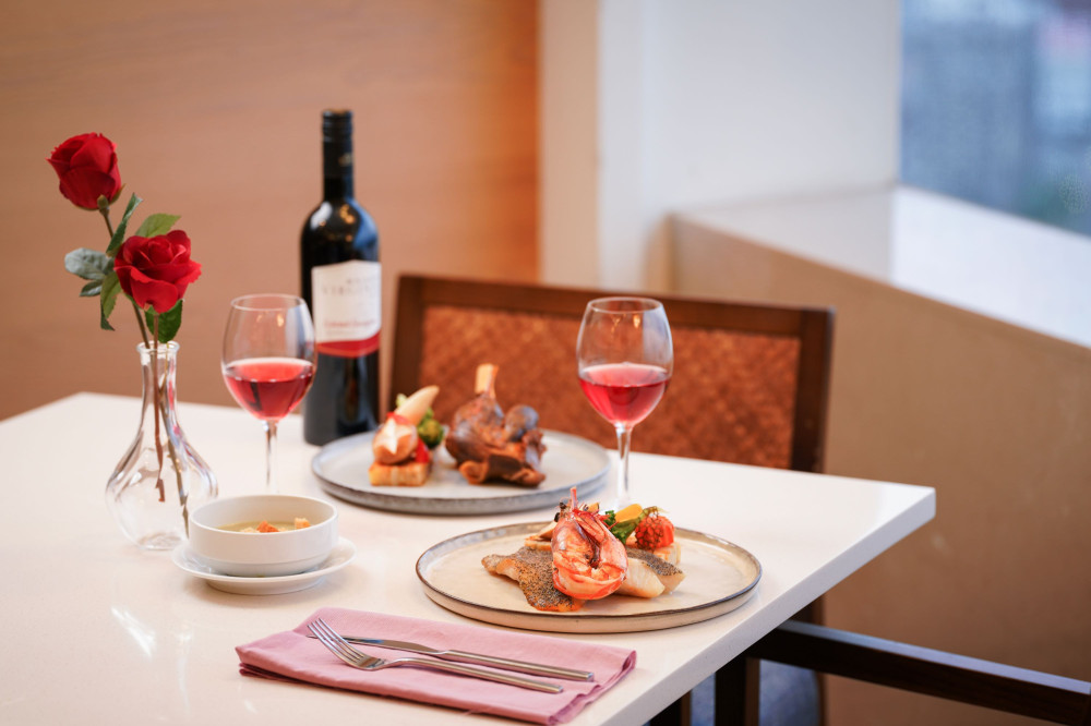 和逸飯店·高雄中山館「馬」上開跑！冬日遊樂園雙重禮遇超吸睛