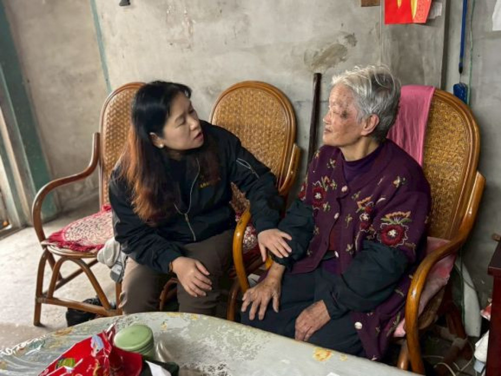 花蓮榮服處善用安心御老平台 科技串聯訪視關懷榮民眷