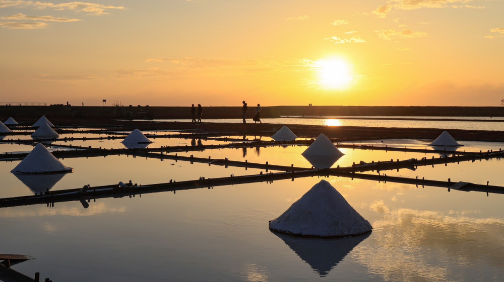  鹽田夕陽配音樂 雲嘉南送舊迎新溫馨落幕