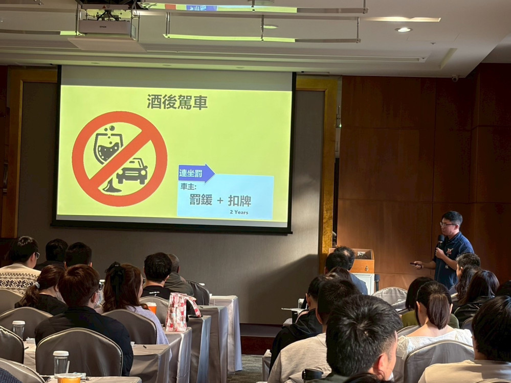 守護通勤與公務安全 臺南交通警察大隊進企業宣導交安新規定