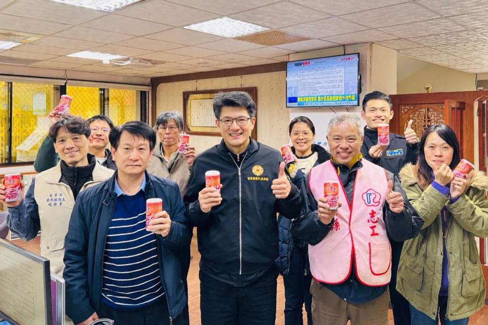 苗栗榮服處落實安心御老精準服務 臘八粥香暖心頭 