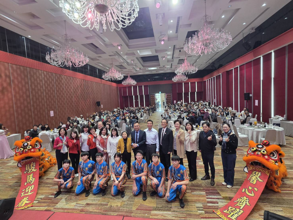  馨心齊躍迎駿馬 臺南犯保協會溫暖陪伴馨生家庭過好年