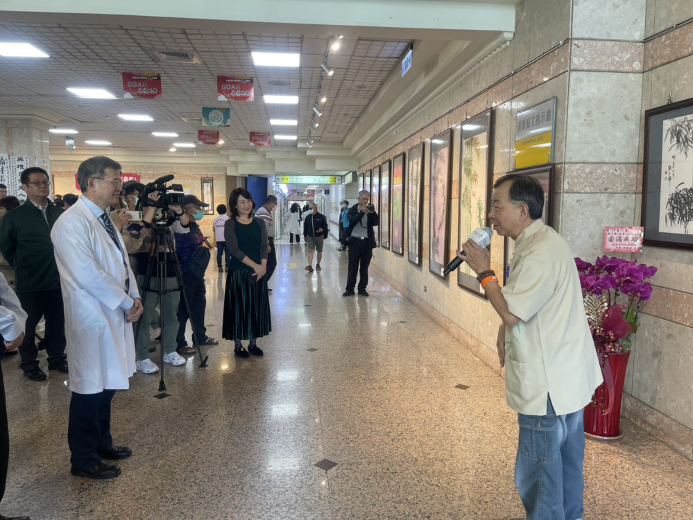 高雄榮總「榮光煥發」藝文饗宴　古箏畫作農特產溫暖醫療空間