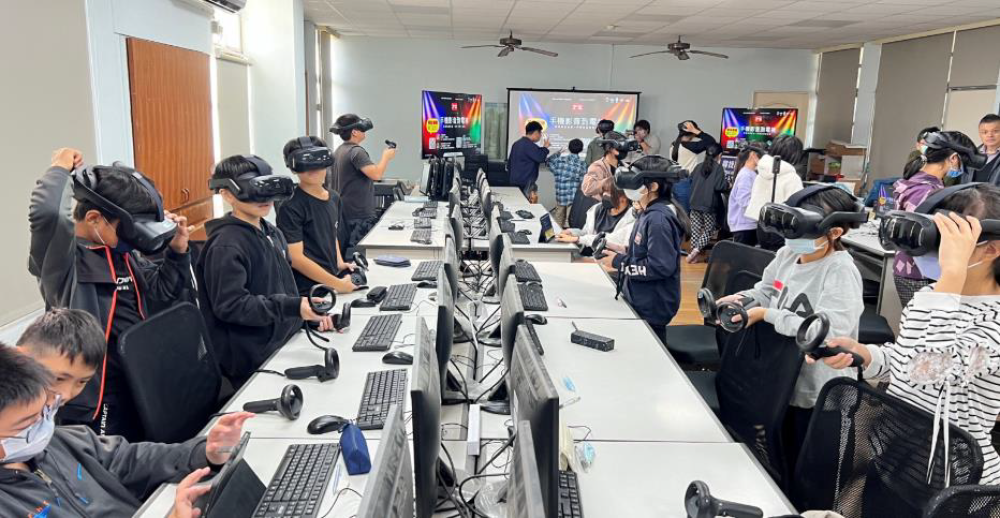 臺南啟動4年22億升級智慧校園「生生有平板 校校智慧學」新階段