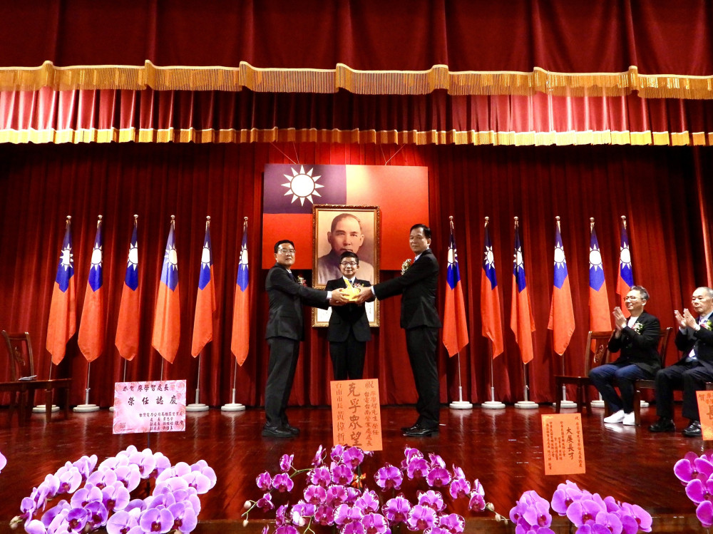 台電台南區處換新掌門人 廖學智接任處長 續穩供電重任