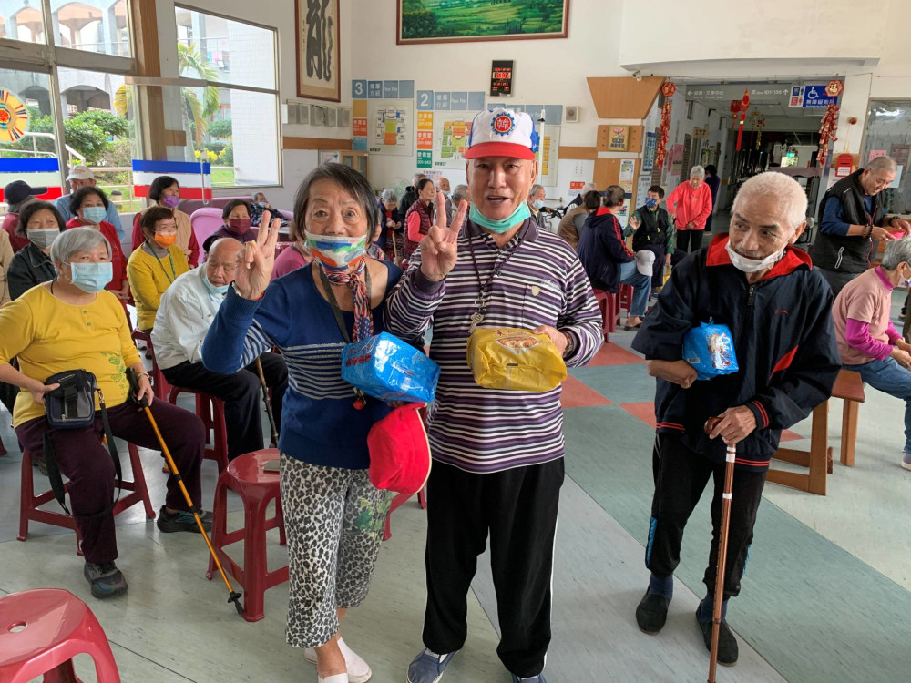 白河榮家樂齡乒乓趣味賽 長輩最愛運動享時光