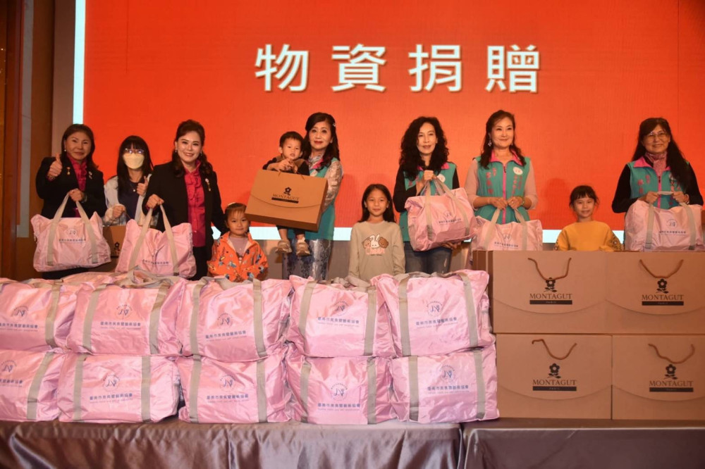 歲末送暖！臺南市美食暨藝術協會公益餐會 助 104 位弱勢學童圓求學夢