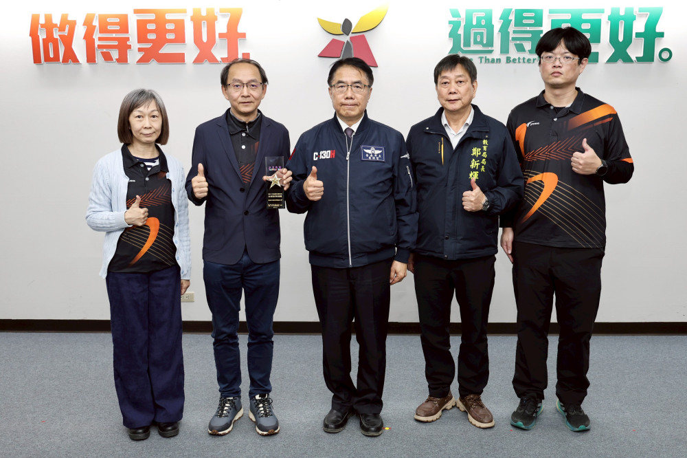 AI驅動PBL獲肯定！崇學國小獲未來教育臺灣100特別獎  