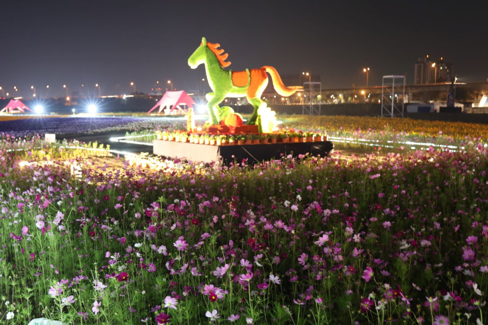 時隔12年  南投燈會2度迎接金馬年驚豔試燈 