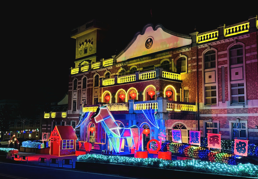 廢棄水帶變身5米祥龍迎春！金門消綠能創意驚豔亮相