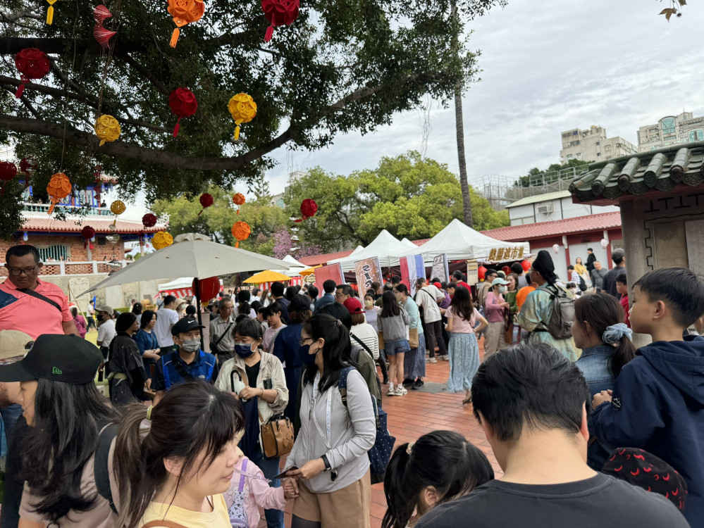 2026台南旅遊熱度翻倍！熱蘭遮市集重現繁華 虎頭埤12米巨大水豚「卡比胖拉」成焦點