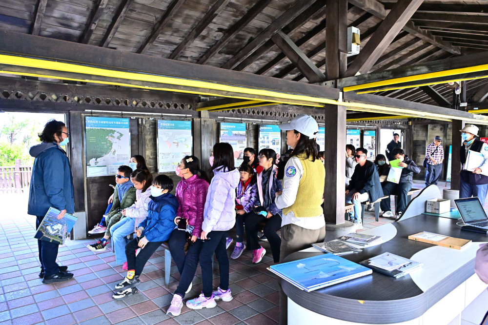 春節台江走春去！觀賞黑面琵鷺群舞、打卡最西端守望哨夕陽美景