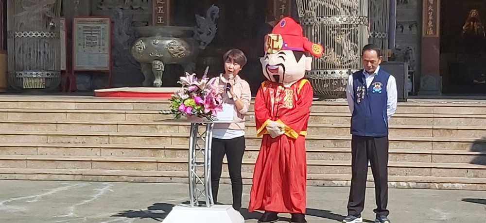 明鄭古廟送福來！鹿耳門聖母廟新春嘉年華 無人機、高空煙火獻視覺盛宴