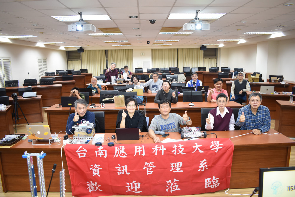 跨越充電！新營高工×南應大AI機器人研習營圓滿達陣