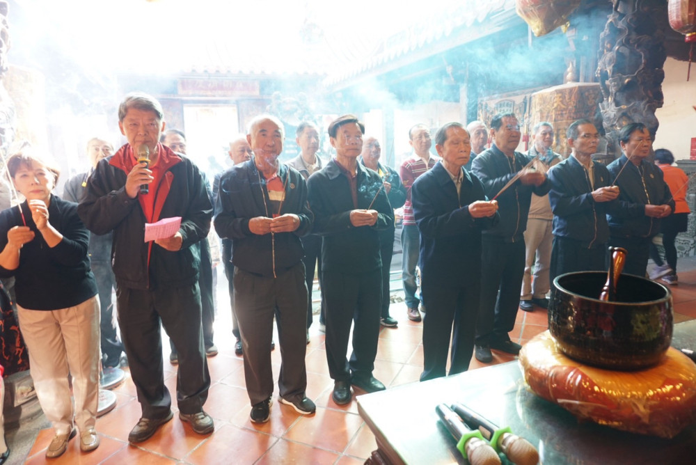 台中萬和宮謝斗法會莊嚴殊勝   贈送夀麵吃平安