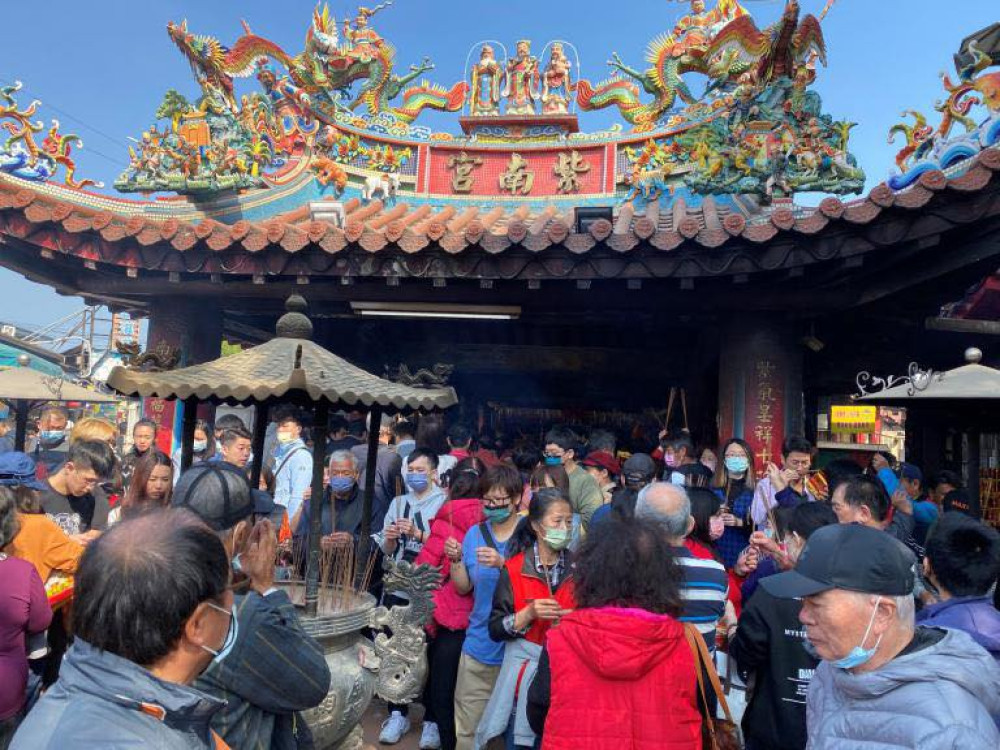 紫南宮馬年  呷平安丁酒