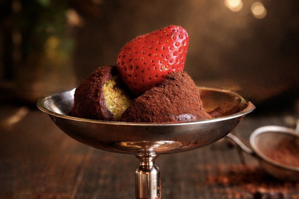 台南遠東香格里拉飯店推出 “杜拜巧克力系列” 甜點