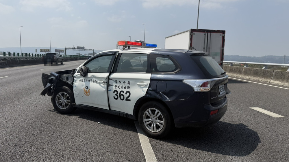 毒駕、拒檢衝撞警車   草屯、埔里雙警國道攔截逮捕