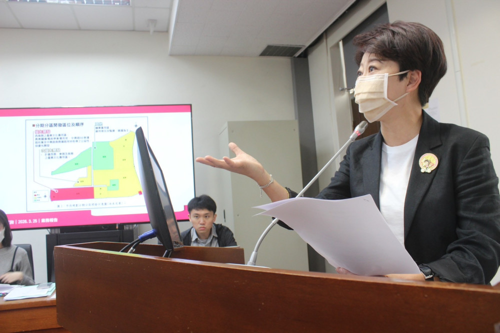 立委陳亭妃立院質詢：爭取 15 億預算加速台南防災，力推電纜地下化與台糖轉型