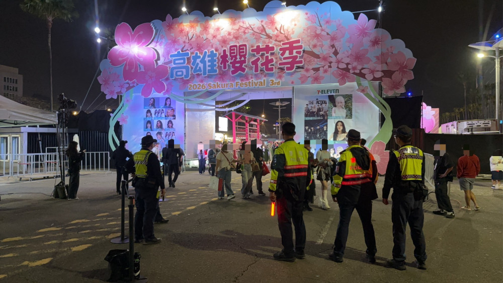 櫻花季盛大登場！前鎮分局加強交管兼識詐 守護樂迷安全