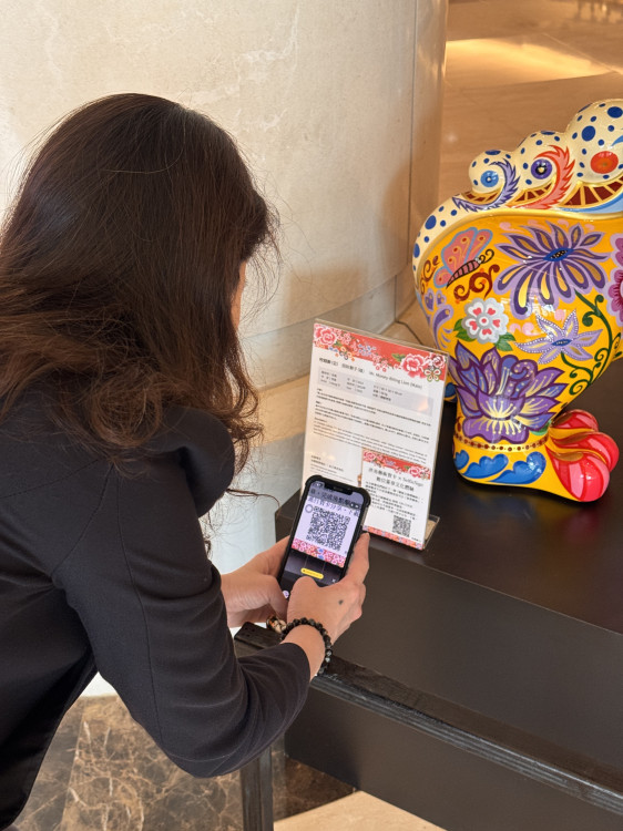 洪易藝術大師《福氣滿堂》進駐台糖長榮！結合 AI 電子簽章開啟兒童節科技藝境