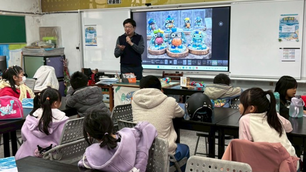 走進海岸、認識石滬、動手做永續　龍華科大「藝術浪客」營隊在新屋登場