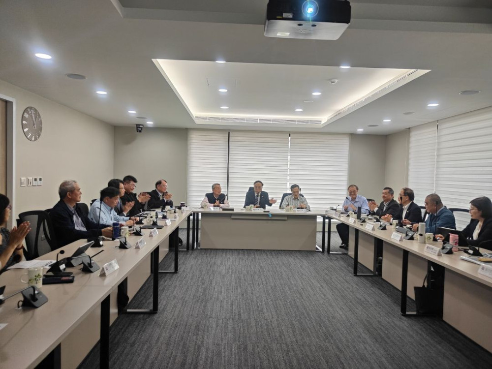 召開董事會經營策略委員會  臺灣港務公司攜手產學巨擘佈局智慧永續雙軸轉型！