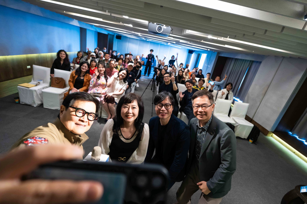 台南藝博 2026 創佳績，藏家對藝術療癒需求高