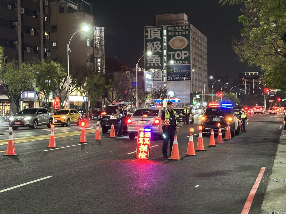 高雄市警局動員336警力威力路檢   首波大執法取締成效曝光