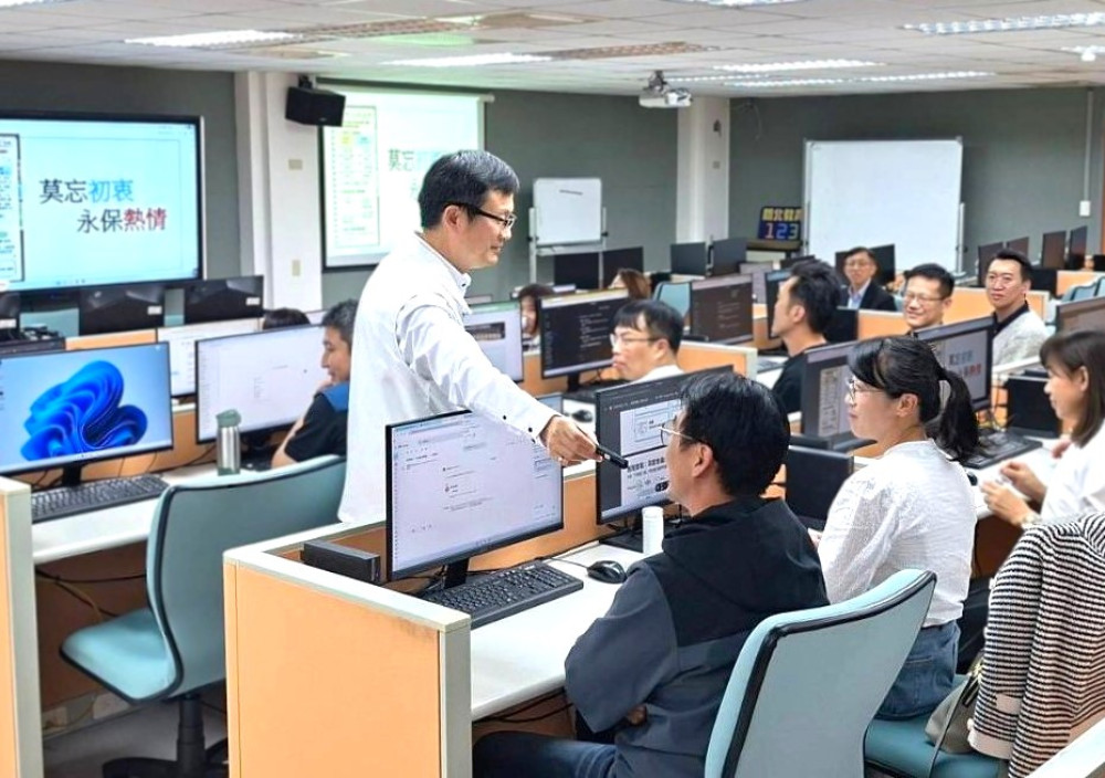 新北以AI引領教育升級　400位校長線上共探智慧辦學新模式